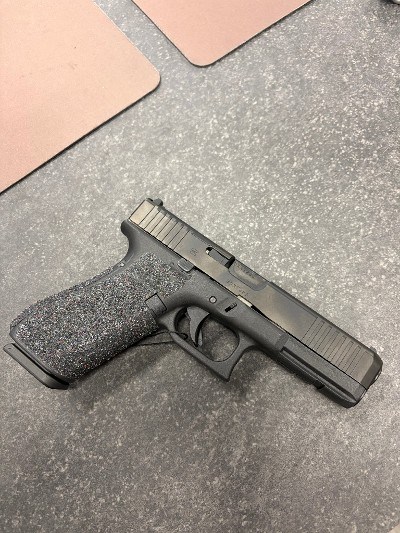 GLOCK G17 GEN 5 MOS FS 9MM LUGER (9X19 PARA) - Image 2 of 2