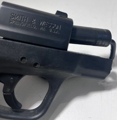 SMITH & WESSON M&P 40 SHIELD .40 S&W - Image 4 of 5