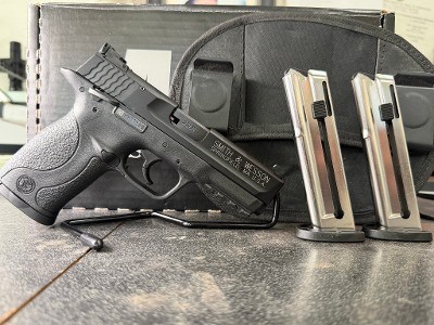 SMITH & WESSON M&P 22 COMPACT .22 LR - Image 6 of 6