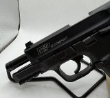 SMITH & WESSON M&P 22 COMPACT .22 LR - Image 3 of 6