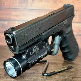GLOCK 17, G17 GEN 3 With Streamlight TLR-1 9MM LUGER (9x19 PARA) - 3 of 8