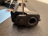 SMITH & WESSON M&P 9 9MM LUGER (9x19 PARA) - Image 9 of 10