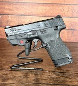 SMITH & WESSON S&W M&P9 Shield M2.0 Crimson Trace 9mm 9MM LUGER (9x19 PARA) - 1 of 9