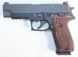 SIG SAUER EXCELLENT SIG SAUER P226 9MM 4.5" BBL W/ 3-MAGS HOLSTER & ORIG GRIPS 9MM LUGER (9x19 PARA) - 1 of 7