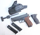 SIG SAUER EXCELLENT SIG SAUER P226 9MM 4.5" BBL W/ 3-MAGS HOLSTER & ORIG GRIPS 9MM LUGER (9x19 PARA) - 7 of 7