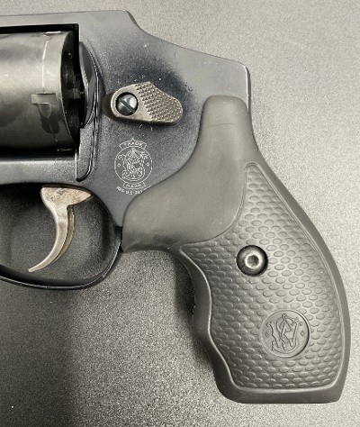 SMITH & WESSON 442 AIRWEIGHT .38 S&W - Image 2 of 3