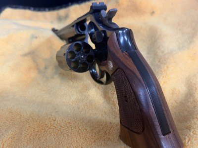 SMITH & WESSON 19-7 .357 MAG - Image 4 of 6