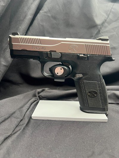 FN FNS-40 40 Smith & Wesson - Image 4 of 5