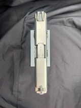 FN FNS-40 40 Smith & Wesson - Image 2 of 5