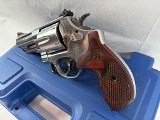SMITH & WESSON 629 DELUXE .44 MAGNUM - Image 3 of 6
