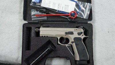 CZ SP-01 TACTICAL 9MM LUGER (9x19 PARA) - Image 1 of 7