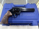SMITH & WESSON 586 CLASSIC .357 MAG - 1 of 2