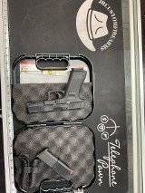 GLOCK 17 GEN 5 9MM LUGER (9x19 PARA) - 2 of 3