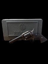RUGER New Vaquero .357 MAG - 1 of 7