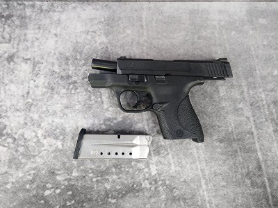 SMITH & WESSON M&P9 SHIELD 9MM LUGER (9x19 PARA) - Image 1 of 3