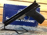 SMITH & WESSON 22A .22 LR - 12 of 17