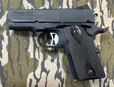 SIG SAUER 1911 .45 ACP - Image 2 of 4