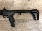 KELTEC SUB 2000 40 SMITH & WESSON - Image 2 of 7