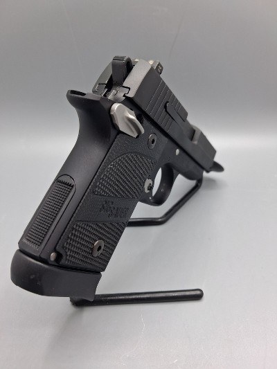 SIG SAUER P938 NIGHTMARE 9MM LUGER (9x19 PARA) - Image 5 of 8
