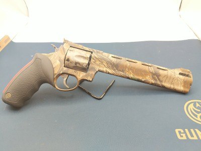TAURUS RAGING HUNTER .44 MAGNUM - Image 3 of 6