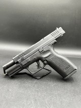 SPRINGFIELD ARMORY XD-4 SERVICE ESSENTIAL PACKAGE CA COMPLIANT .40 S&W - 4 of 9