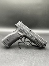 SPRINGFIELD ARMORY XD-4 SERVICE ESSENTIAL PACKAGE CA COMPLIANT .40 S&W - 1 of 9