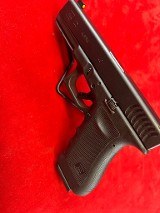 GLOCK G22 GEN 3 RTF .40 S&W - 1 of 6