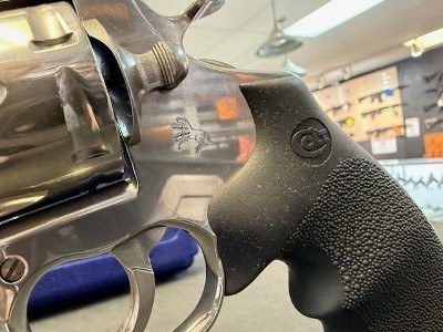 COLT ANACONDA .44 MAGNUM - Image 4 of 11