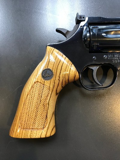 DAN WESSON FIREARMS 15-2 .357 MAG - Image 5 of 15