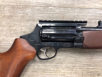 ROSSI CIRCUIT JUDGE 45 LONG COLT / .410 GAUGE - Image 8 of 10