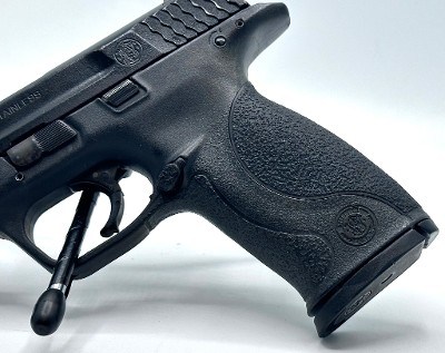 SMITH & WESSON M&P 40 .40 S&W - Image 4 of 10