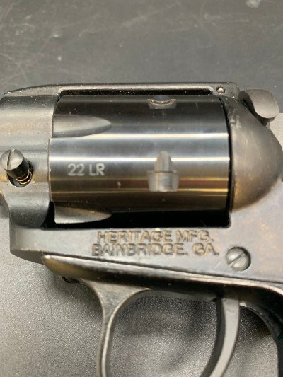 HERITAGE MFG. ROUGH RIDER US FLAG GRIPS .22 LR - Image 3 of 6