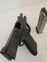 SMITH & WESSON M&P 40 SHIELD .40 S&W - Image 10 of 12