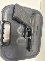 GLOCK 17 9MM LUGER (9x19 PARA) - 9 of 12
