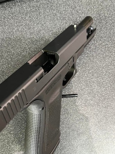 GLOCK 21 G4 .45 ACP - Image 10 of 11