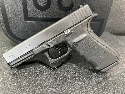 GLOCK 21 G4 .45 ACP - Image 1 of 11