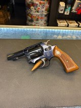 SMITH & WESSON MOD 37 .38 SPL - 2 of 4