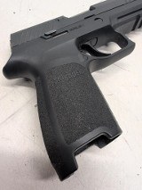SIG SAUER P320 .40 S&W - 6 of 12