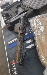 SMITH & WESSON M&P RANGE KIT .22 WMR - Image 4 of 4