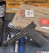 SMITH & WESSON M&P RANGE KIT .22 WMR - Image 3 of 4
