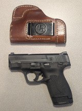 SMITH & WESSON M&P 40 M2.0 Compact .40 S&W - 1 of 5