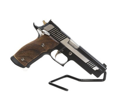 SIG SAUER Mastershop P226S 9MM LUGER (9x19 PARA) - Image 4 of 18