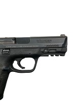 SMITH & WESSON M&P 40 M2.0 .40 S&W - 6 of 8