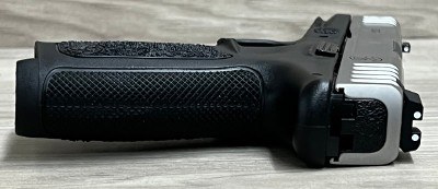 SMITH & WESSON SD9 2.0 9MM LUGER (9x19 PARA) - Image 11 of 15