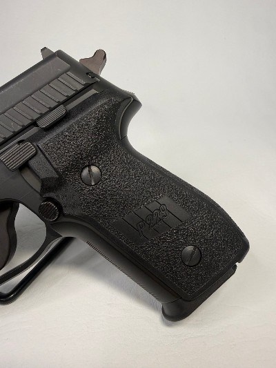 SIG SAUER P229 .40 S&W - Image 12 of 12