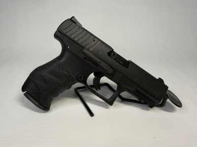 WALTHER PPQ .22 LR - Image 2 of 7