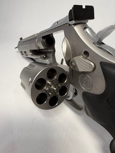 SMITH & WESSON 686 .357 MAG - Image 8 of 15