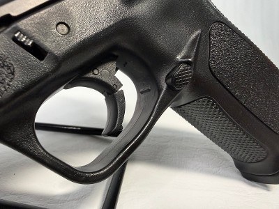 SMITH & WESSON SD9 9MM LUGER (9x19 PARA) - Image 7 of 10