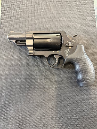 SMITH & WESSON GOVERNOR .45 colt/.45 acp/.410 - Image 1 of 3