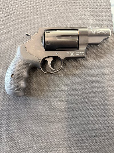 SMITH & WESSON GOVERNOR .45 colt/.45 acp/.410 - Image 2 of 3